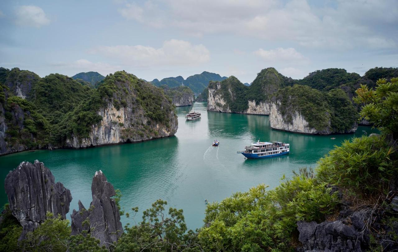 Отель La Pandora Boutique Cruises Халонг Экстерьер фото